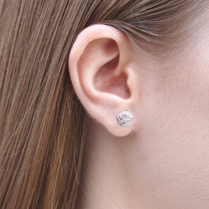 泰國 la. jewelry Tiny Droplet Earrings 玻璃水耳環